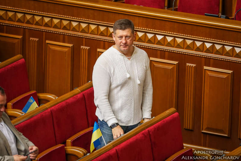 День вишиванки 2018: як нардепи вбралися у Верховну раду (фото)