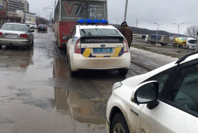 У Тернополі пасажири провчили п'яного водія тролейбуса