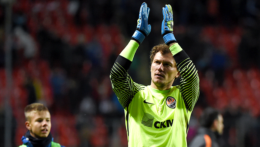 У Києві викрали автомобіль у зірки українського футболу