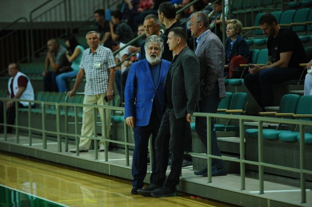 Коломойський вирішив змінити імідж: з'явилися фото