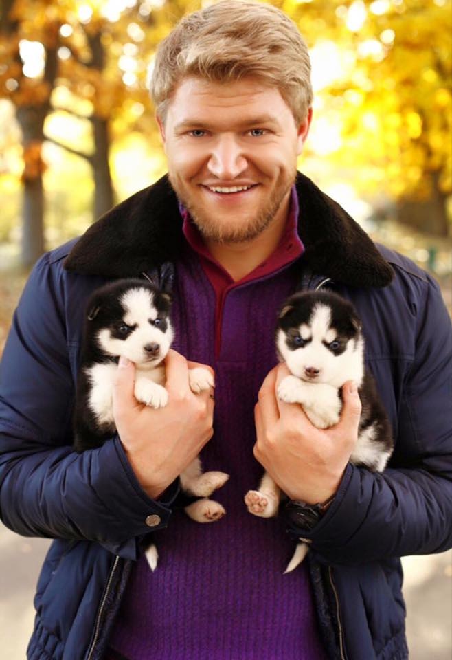 "Дуже важко": переможець Х-Фактору вирішив виїхати з України