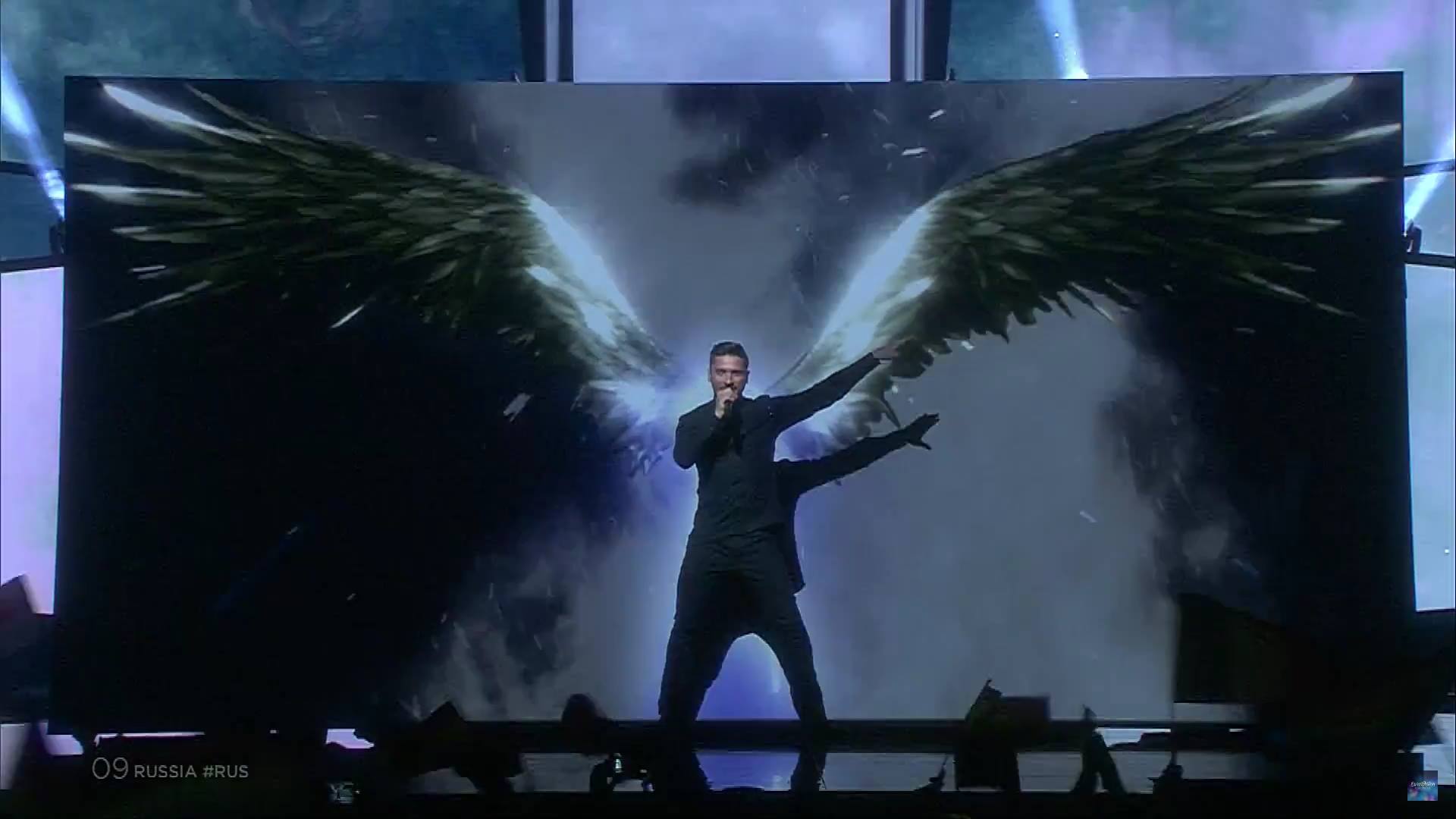 Россия: Сергей Лазарев с песней You are the only one.