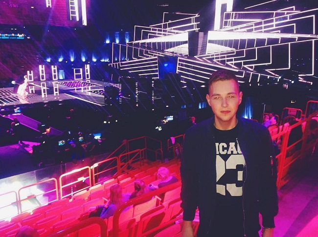 Джамала с песней 1944 в финале Евровидения 2016