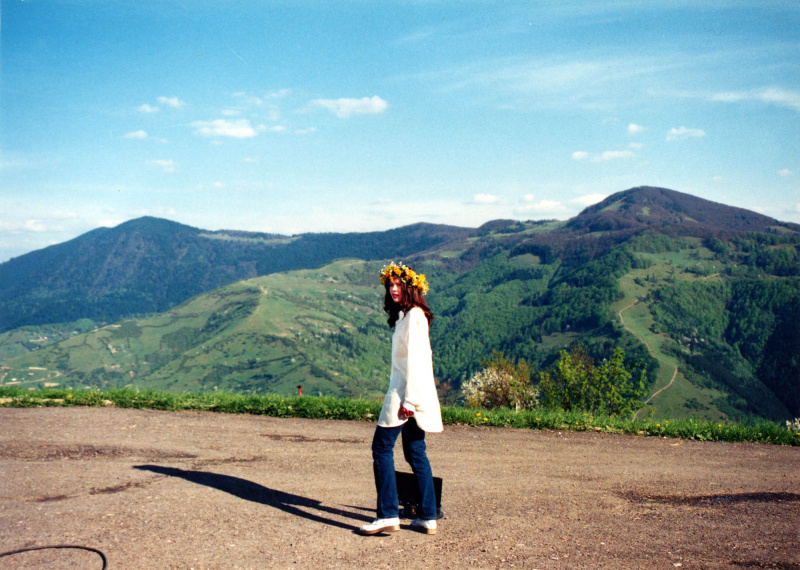 "Світанок" тривалістю в 20 років: як знімали кліп на хіт Руслани (фото, відео)