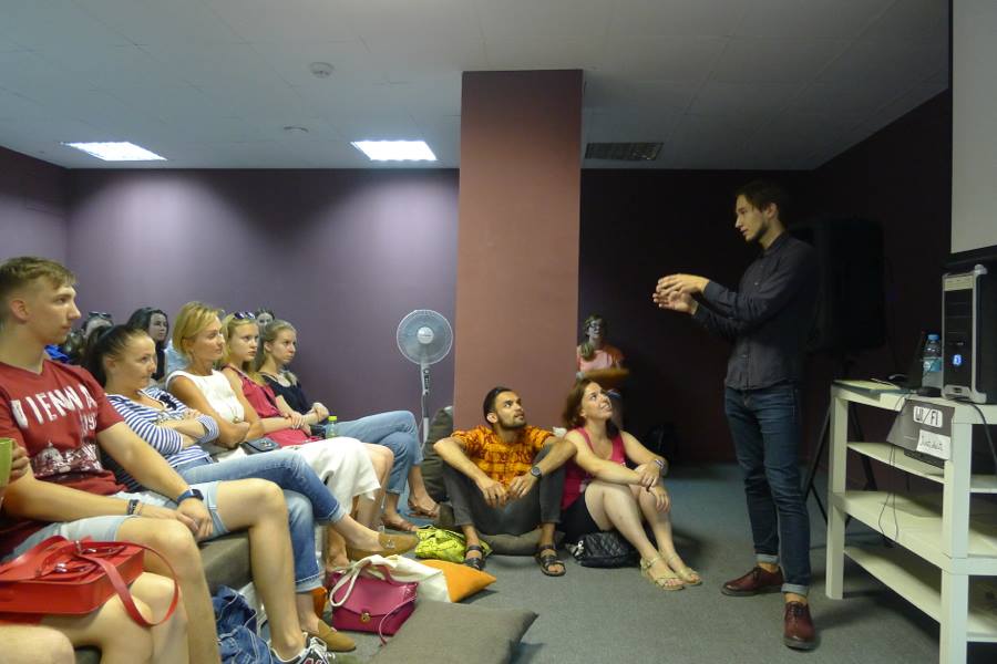 Український нейробіолог: "Ми вміємо неінвазивно вмикати і вимикати ділянки людського мозку"