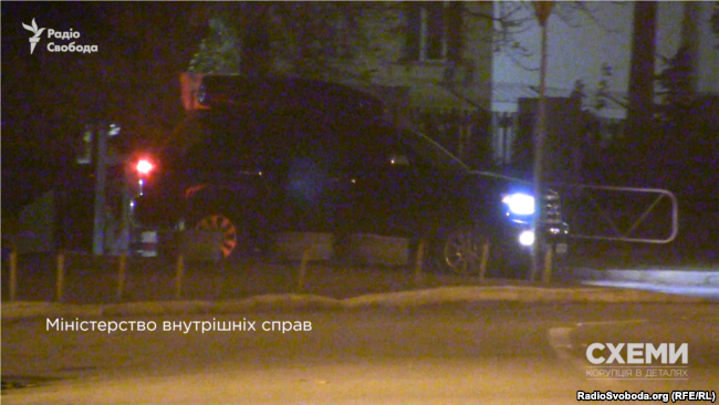 У мережі повідомили, куди попрямував син Авакова після звільнення (фото, відео)