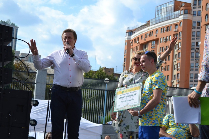 Украинским чемпионам Рио вручили авто и квартиру