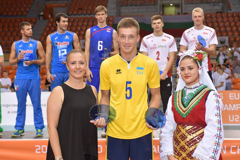 Олег Плотницкий волейболист