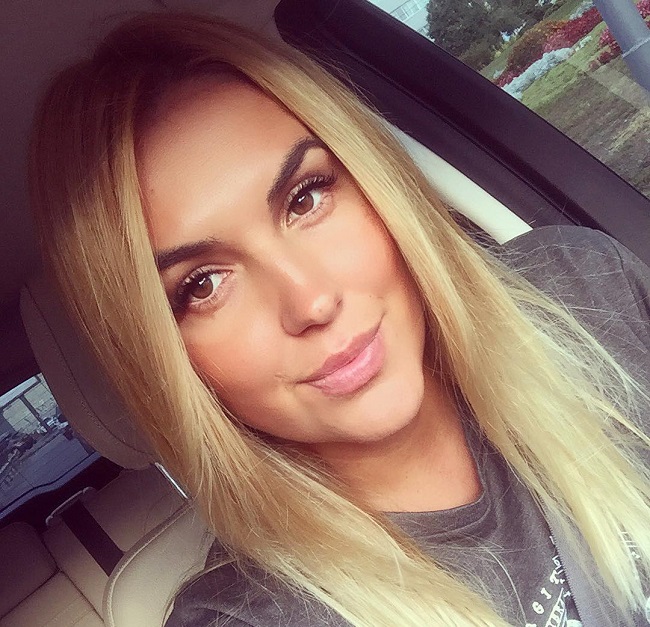 Яна Клочкова