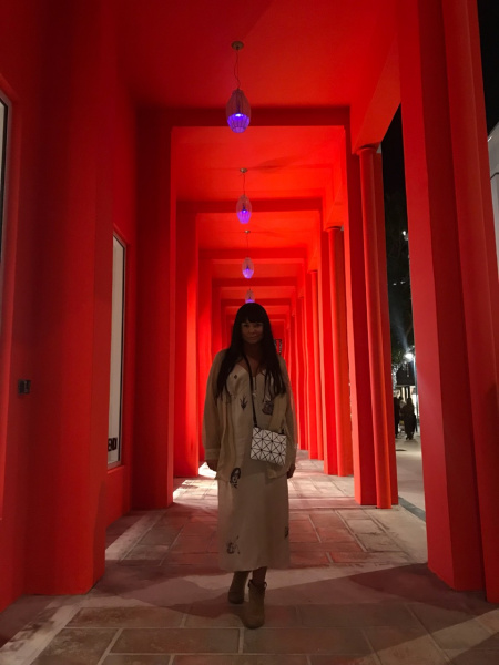 Без олів'є, "шуби" та пишного застілля: як Асія Ахат зустріла Новий рік у США