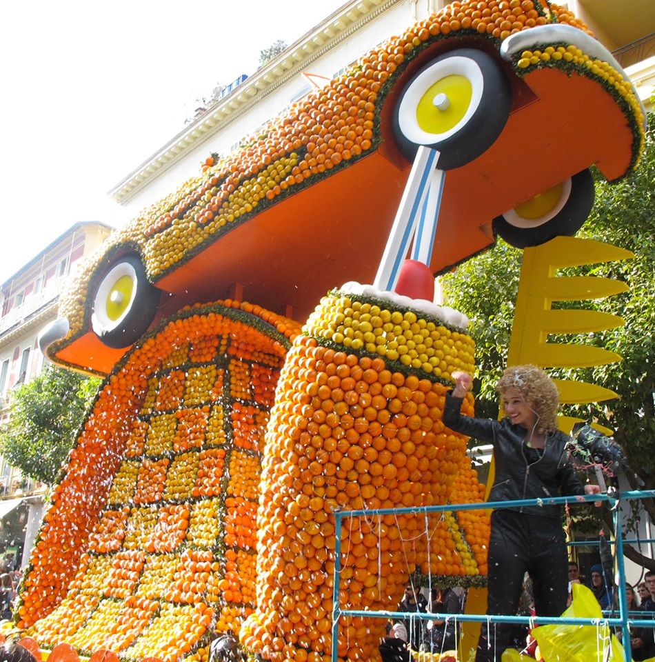 У Франції проходить фестиваль лимонів
