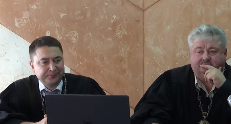 Скандал с "аморальными фото": в деле об увольнении воспитательницы появилась новая информация