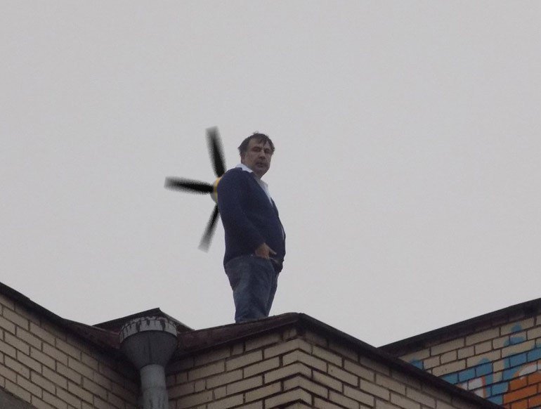 Фотожабы на Саакашвили: "Світ ловив мене, та не спіймав"