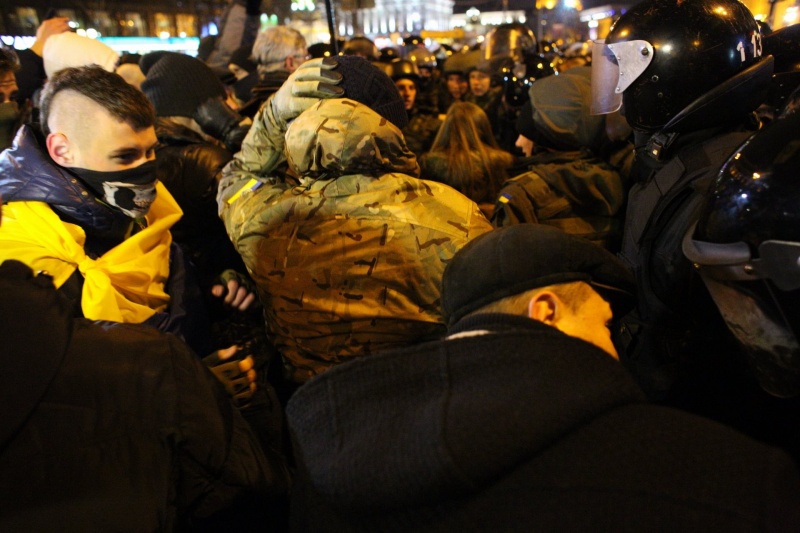 День достоинства и свободы: фоторепортаж с третьей годовщины Майдана