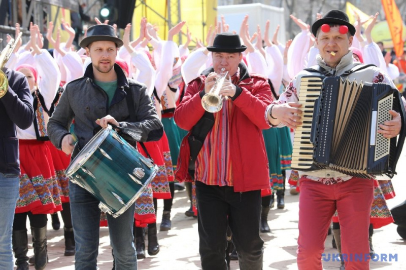 Юморина 2018: в Одессе грандиозно отпраздновали День смеха (фото, видео)