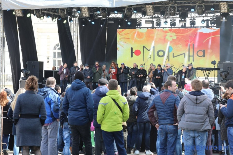 Юморина 2018: в Одессе грандиозно отпраздновали День смеха (фото, видео)