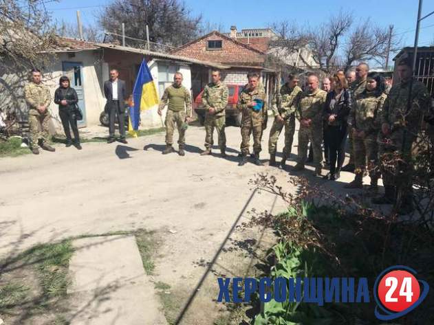 В Геническе попрощались с погибшим в зоне АТО командиром 57-й отдельной мотопехотной бригады (фото)