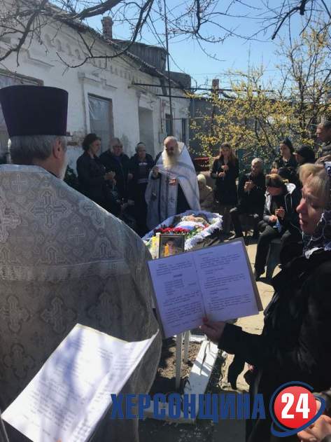 В Геническе попрощались с погибшим в зоне АТО командиром 57-й отдельной мотопехотной бригады (фото)