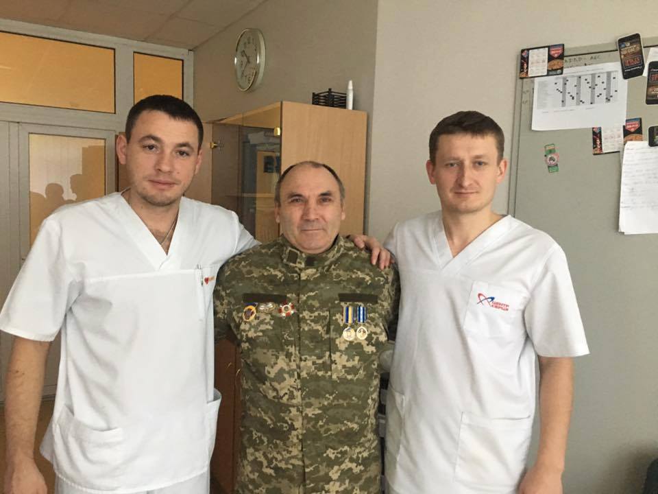 как &quot;Медицинский десант&quot; обследуют пациентов на линии фронта