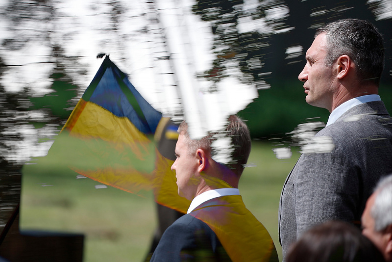 Кличко: Наша ответственность перед памятью жертв репрессий - отстоять нашу государственность