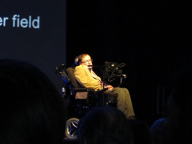 "Смотрите на звезды": послание Стивена Хокинга украинцам (видео)