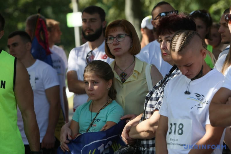 "С именем погибшего героя": в Киеве прошел забег в память воинов