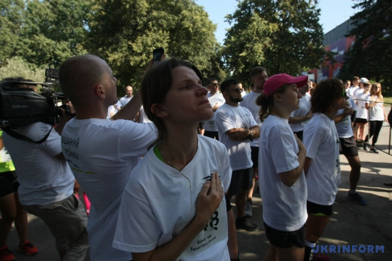 "С именем погибшего героя": в Киеве прошел забег в память воинов