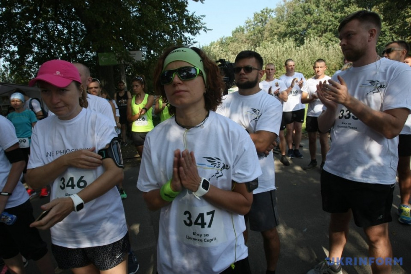 "С именем погибшего героя": в Киеве прошел забег в память воинов