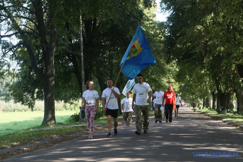 "С именем погибшего героя": в Киеве прошел забег в память воинов