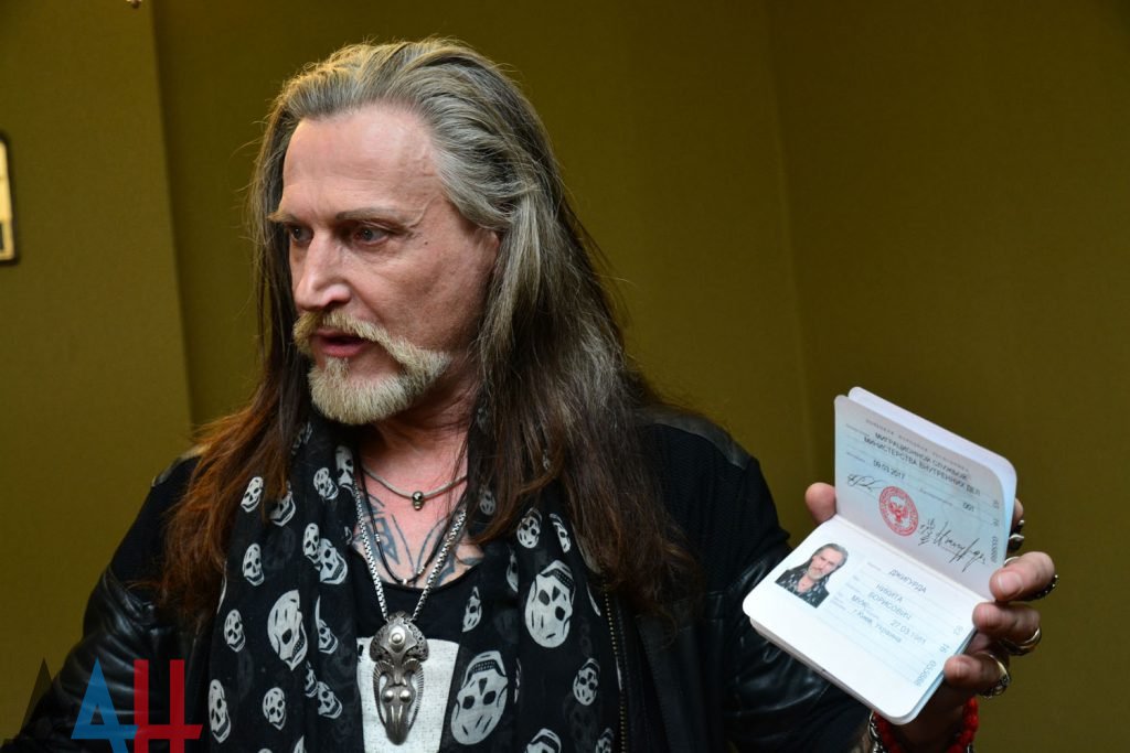 Захарченко лишил Джигурду гражданства &quot;ДНР&quot;