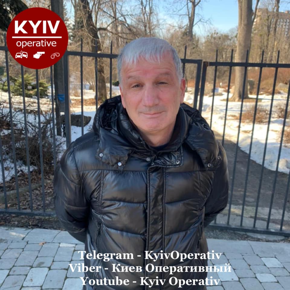В Киеве задержали банду иностранцев, которые обворовывали людей по схеме "подсадка" (фото)