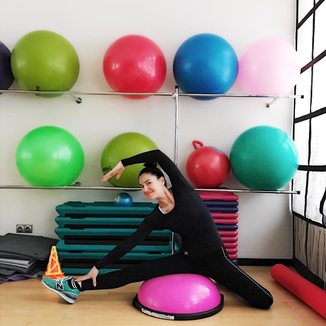 Телеведуча Єфросиніна