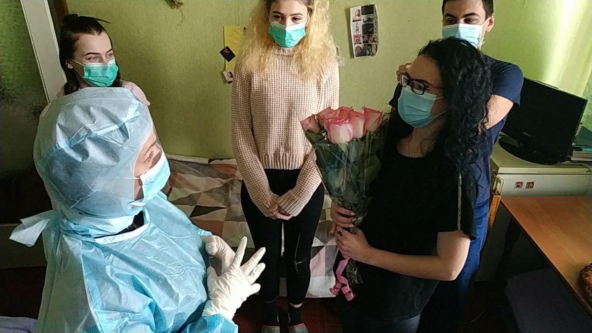У Нових Санжарах відзначили свято: Скалецька вразила своїм зовнішнім виглядом