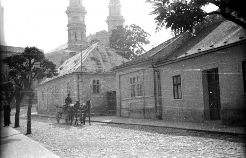 Річниця визволення Ужгорода: як жило місто під німецькою окупацією (рідкісні фото)