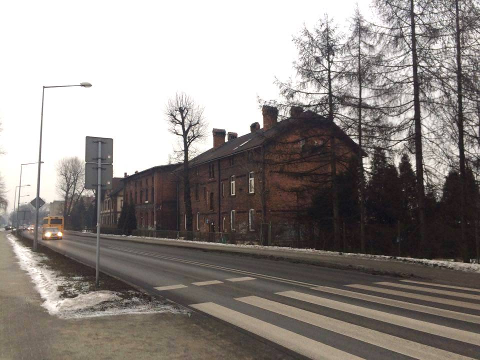 Сучасне місто Освенцим в похмуру погоду