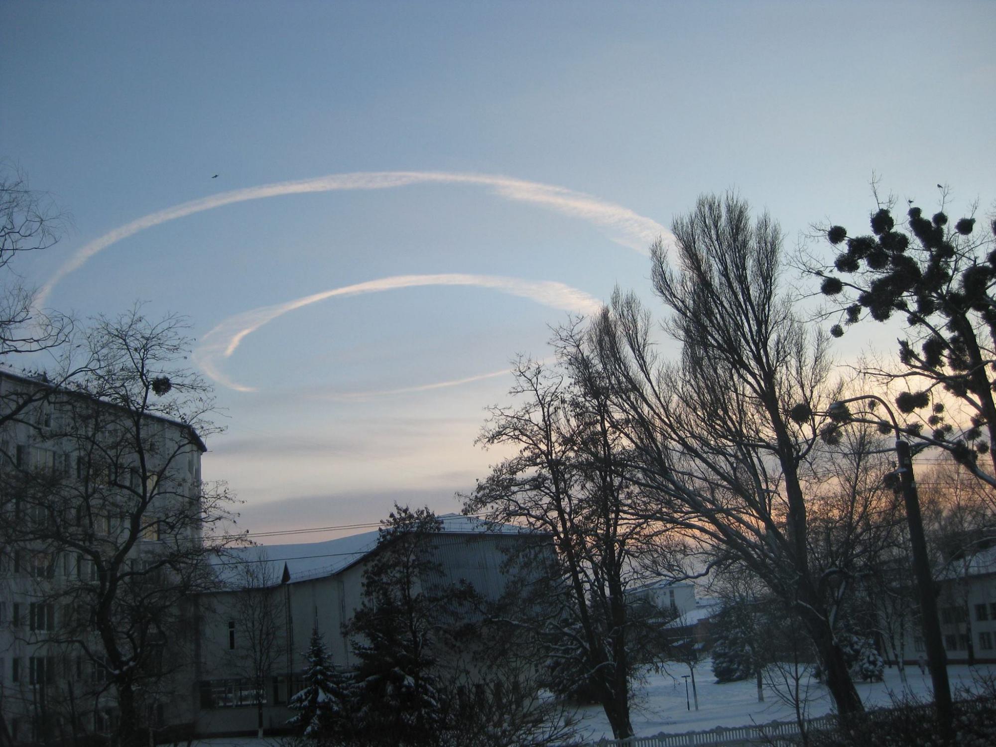 Розгадана таємниця загадкових кіл у небі над Прикарпаттям