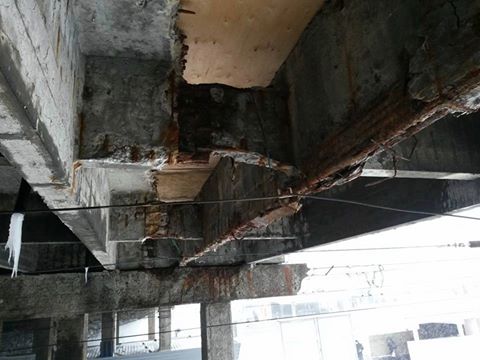 У мережі обурені станом мосту в Києві