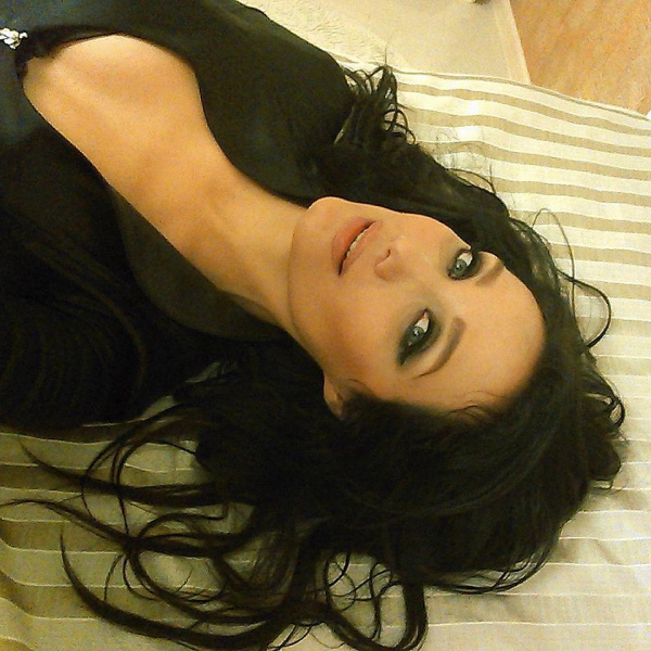 Ветер надежды: Евгении Власовой исполнилось 40 лет (видео)