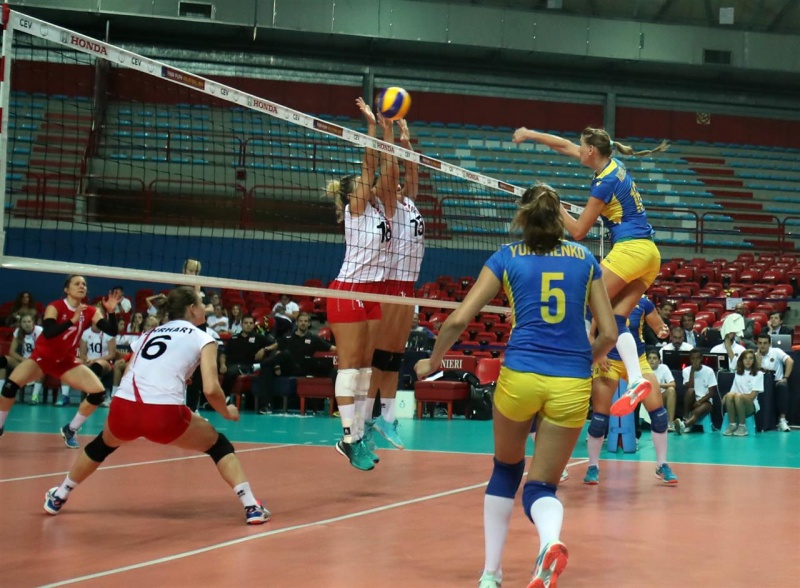 Українські волейболістки з розгромним рахунком здолали Австрію у відборі на Євро 2017