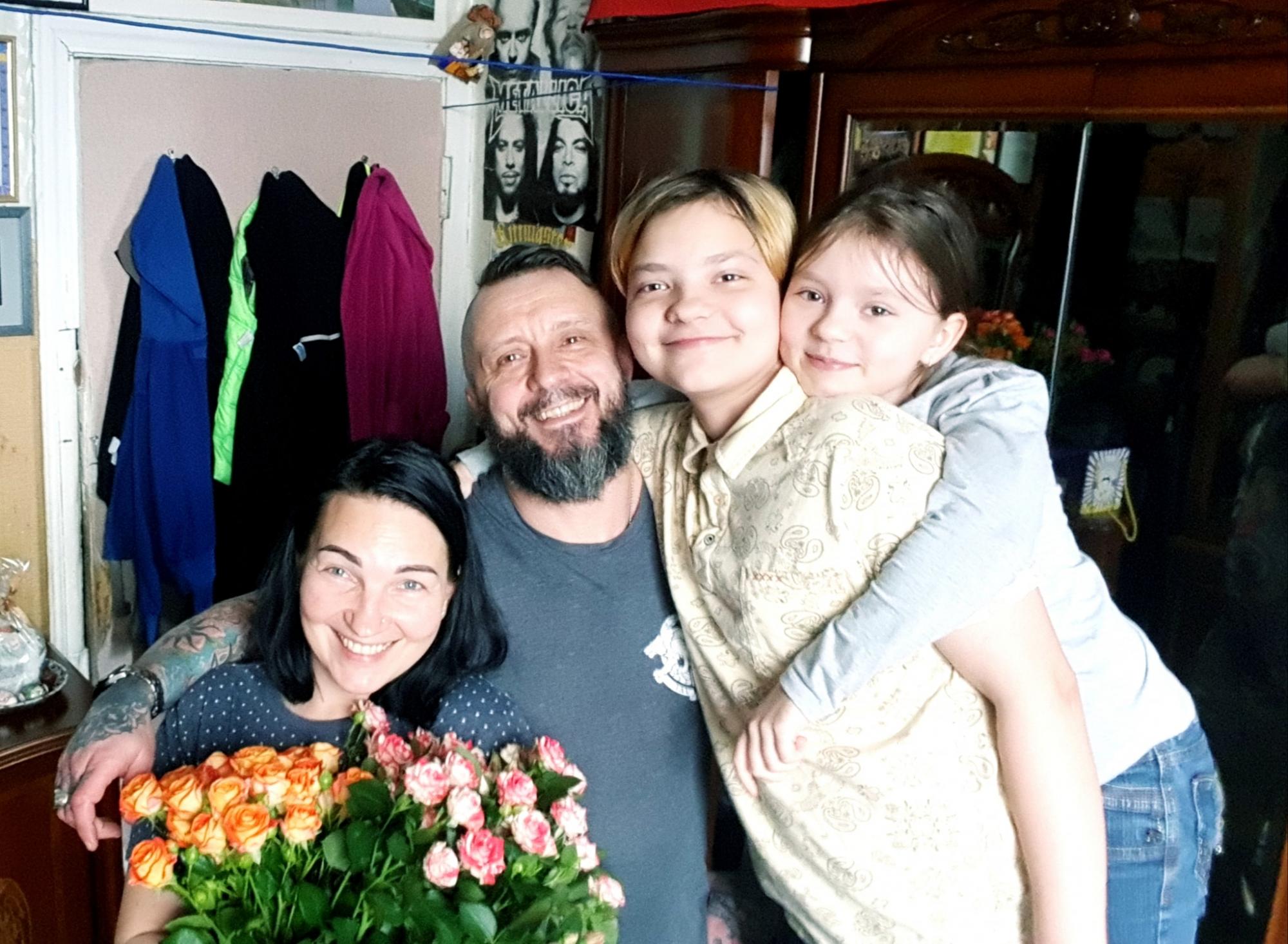 Антоненко рассказал о возвращении домой к любимой жене и детям (видео)