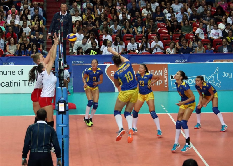 Українські волейболістки з розгромним рахунком здолали Австрію у відборі на Євро 2017