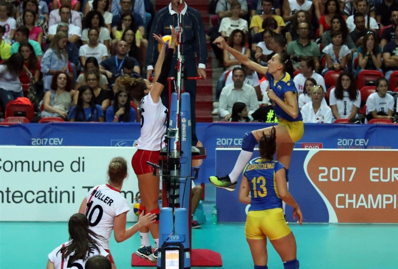 Українські волейболістки з розгромним рахунком здолали Австрію у відборі на Євро 2017