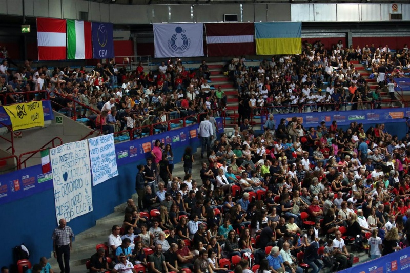 Українські волейболістки з розгромним рахунком здолали Австрію у відборі на Євро 2017