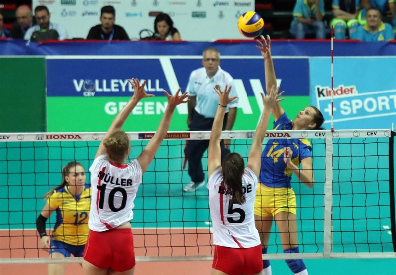 Українські волейболістки з розгромним рахунком здолали Австрію у відборі на Євро 2017