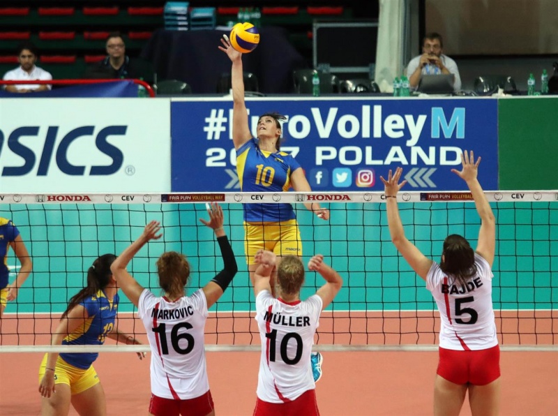 Українські волейболістки з розгромним рахунком здолали Австрію у відборі на Євро 2017