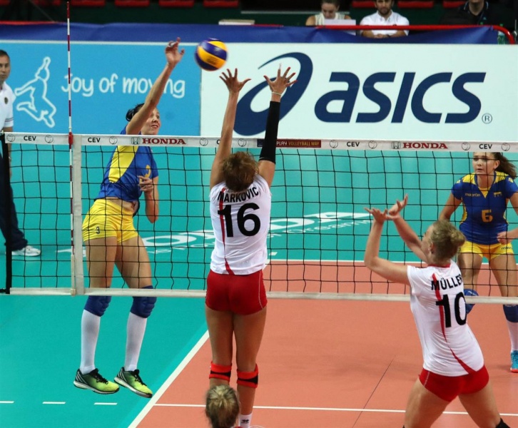 Українські волейболістки з розгромним рахунком здолали Австрію у відборі на Євро 2017