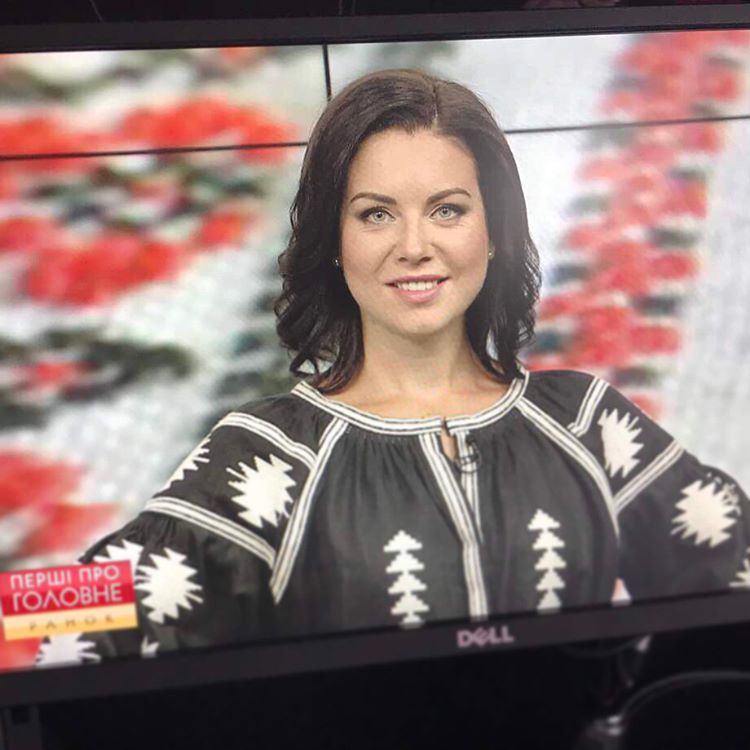 Зіркові українці одягли вишиванки