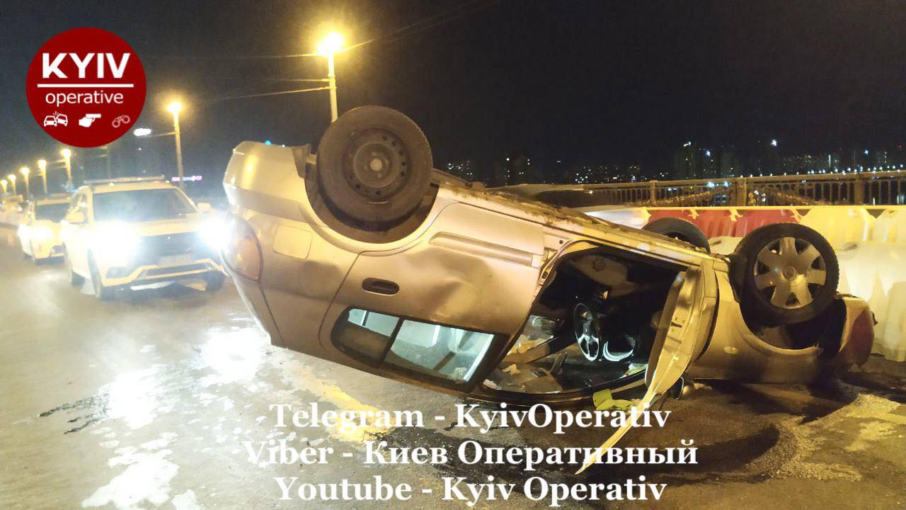 У Києві затримали п'яну як чіп жінку на авто: побила рекорд на драгері