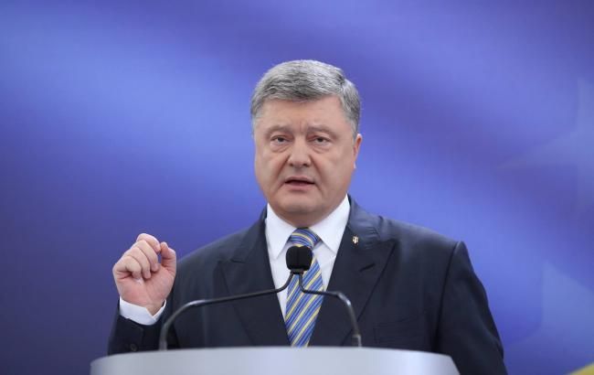 Зеленский позвал Порошенко на дебаты: бурная реакция сети