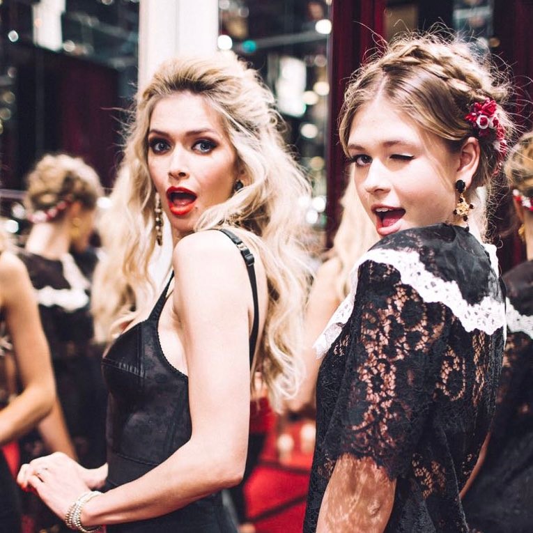 Вера Брежнева с дочкой